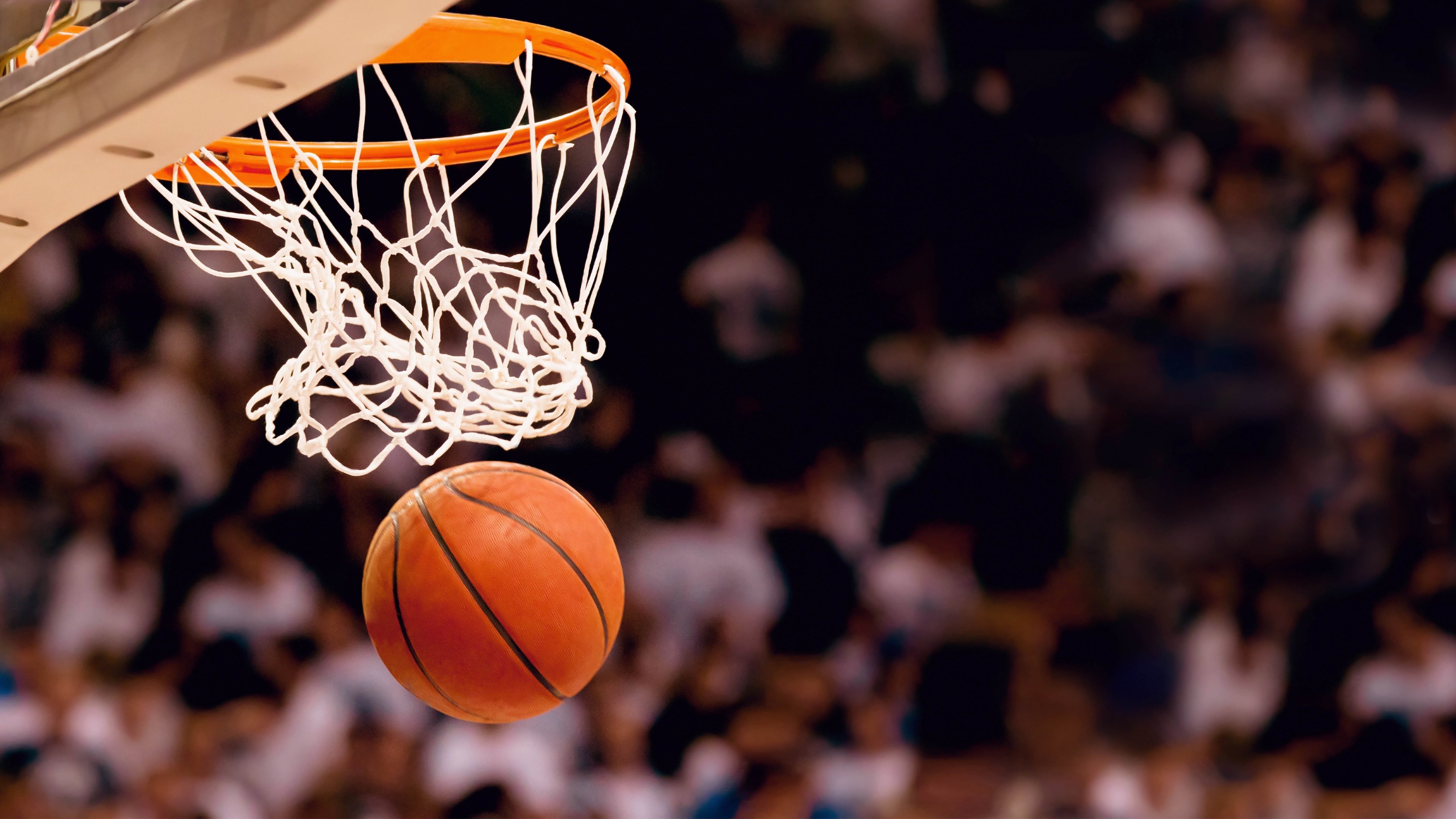 “历史回顾：NBA几十年来的十大经典封盖”，nba封面人物是谁
