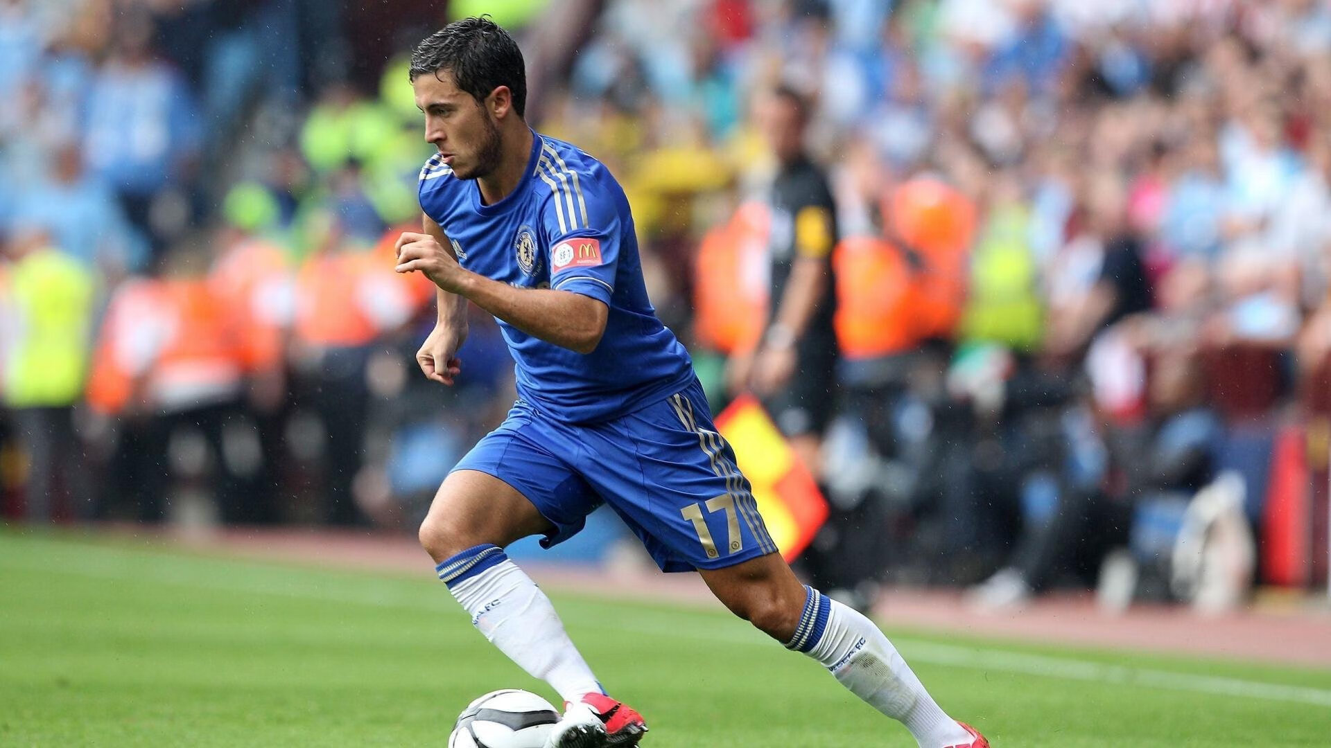 库里谈进攻发起点转移提升全队效率，库里进攻技巧集锦